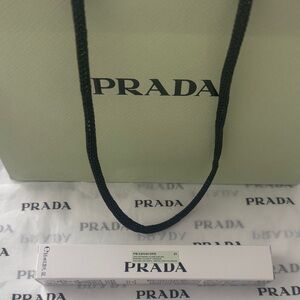 Prada Pradascope Lash Lifting & Lengthening Mascara in Nero